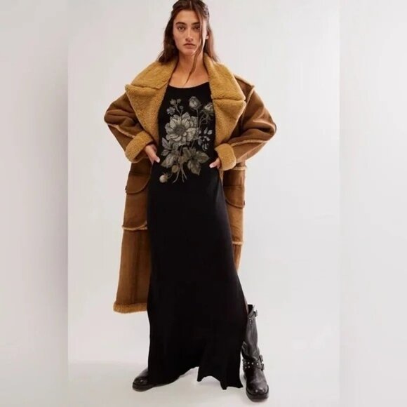 ISO Vintage Souls Maxi Dress - Picture 2 of 5